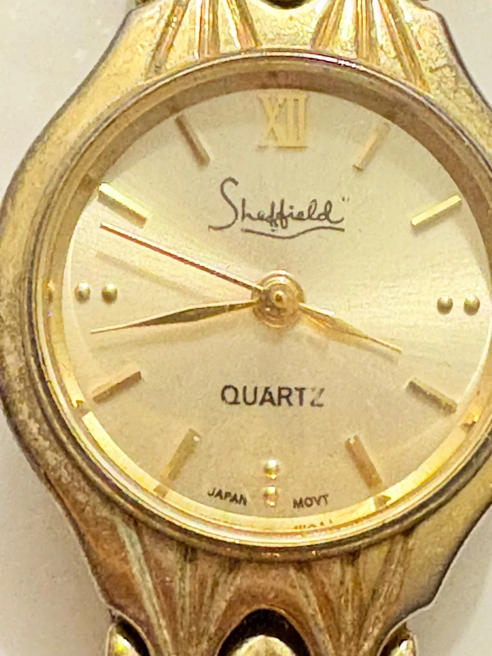 Sheffield Quartz Women's Gold Tone Analog Bracelet Watch Gold Dial Roman/ Baton